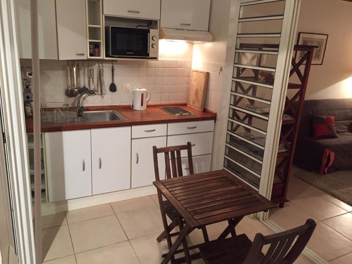 Bay View Martinique Apartment เลส์ อองซ์-ดิอาร์เลส ภายนอก รูปภาพ
